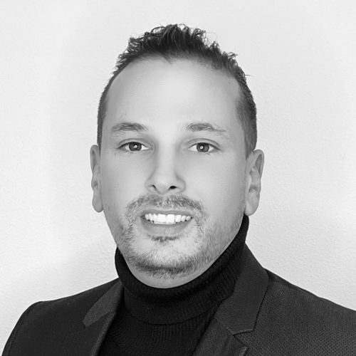 Chris Gomez
